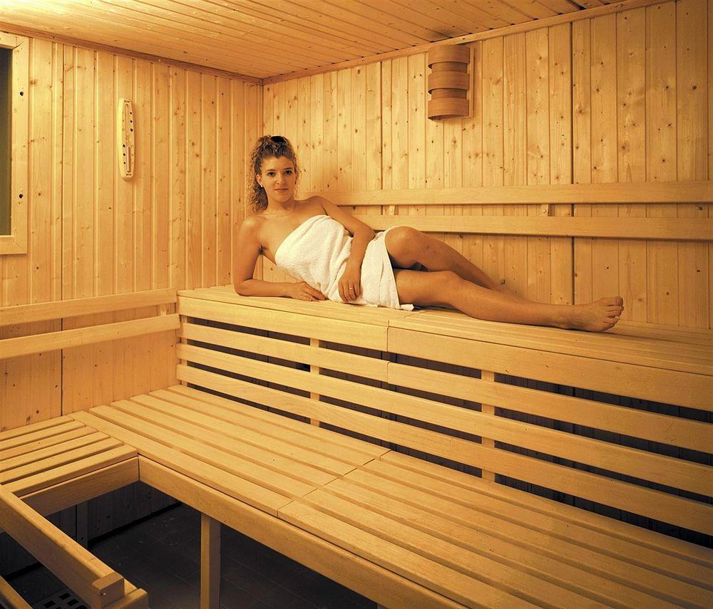 Hotel Duenenschloss Mit Private Spa Цинновіц Екстер'єр фото