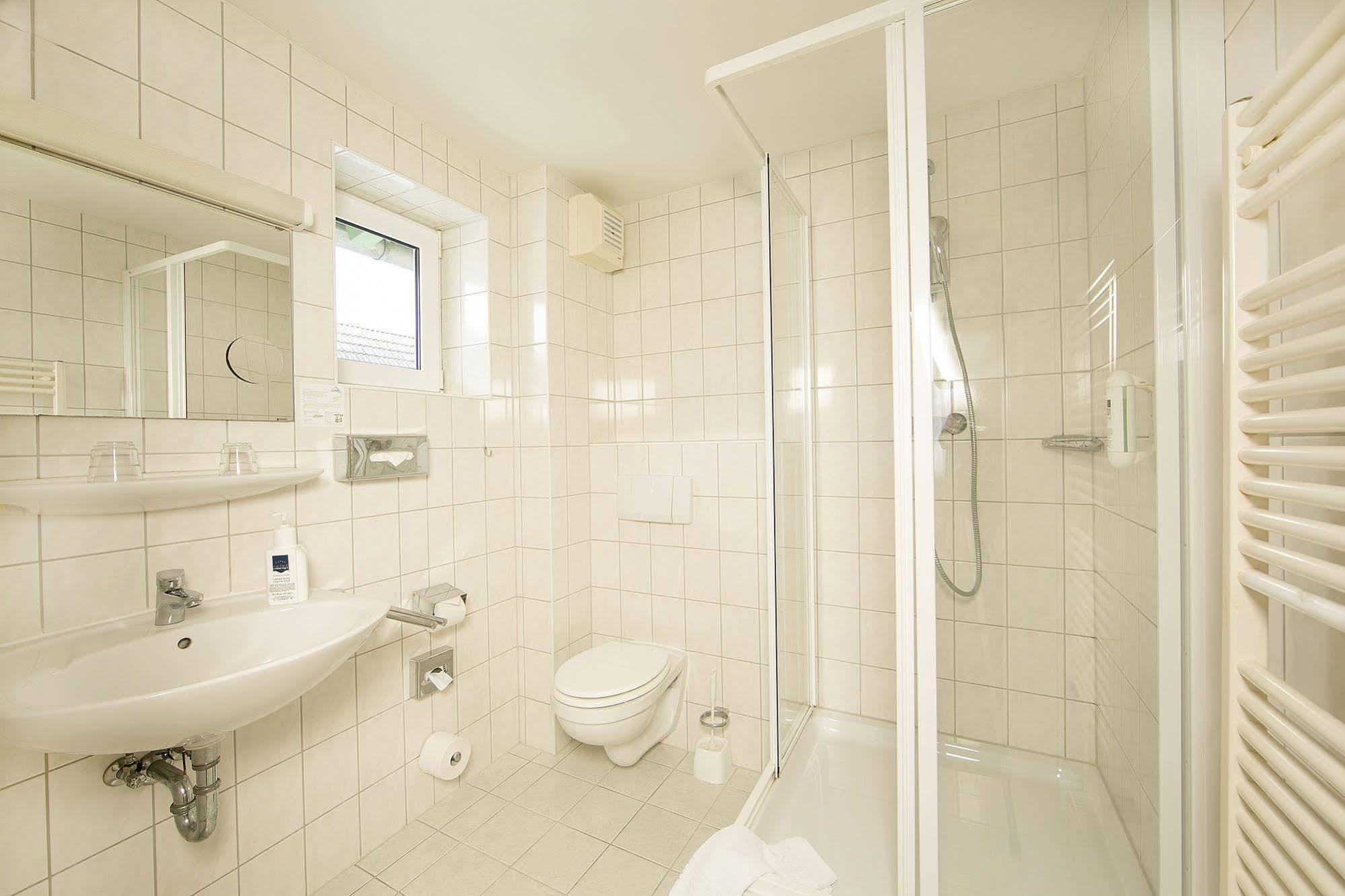 Hotel Duenenschloss Mit Private Spa Цинновіц Екстер'єр фото