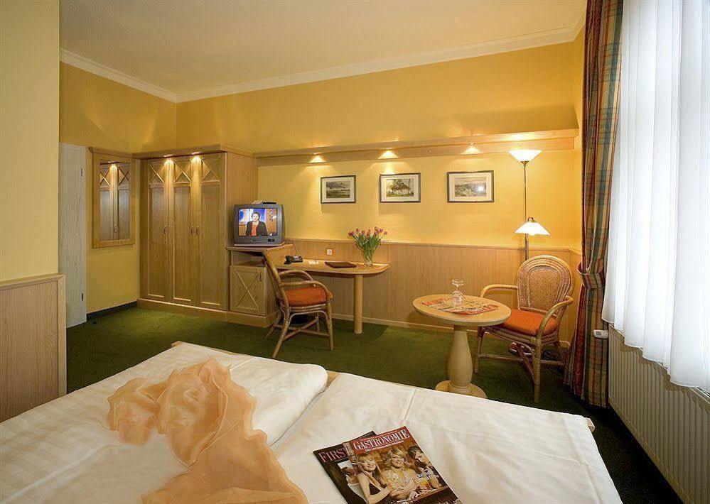 Hotel Duenenschloss Mit Private Spa Цинновіц Екстер'єр фото